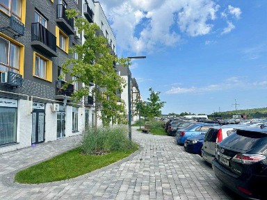 Комерційне приміщення в ЖК Молодість вид на набережну 35м2 із частковим ремонтом, терміновий продаж нище собівартості!