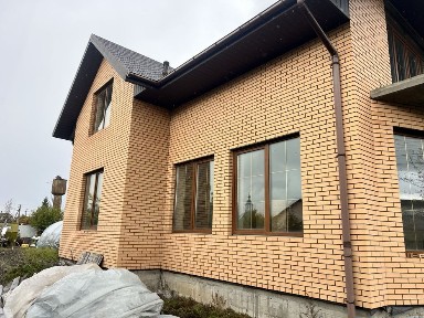 Продається будинок, на 9 сотках землі, власник!