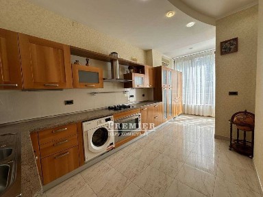 3 комнатная квартира 250 м2 Французский бульвар