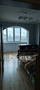 Продам трикімнатну квартиру 57 кв. м