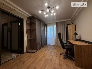 Довготривала оренда 2к квартири на просп. Павла Тичини 14А • ID 34775107