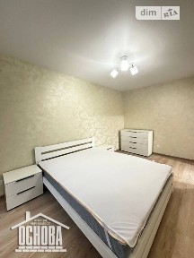 Довготривала оренда 2к квартири на вул. Варшавська 3 • ID 34773684