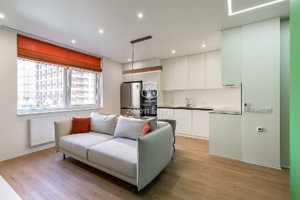 Продаж 2-кімнатної квартири 67.8 м², Олександра Олеся вул., 2а
