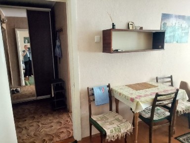Довгострокова оренда 1 кімнатної квартири на проспекті Космонавтів