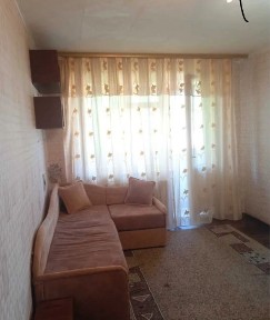 3к квартира на Киівській, простенька