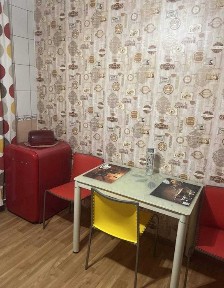 Оренда квартири покращеного планування 1-й поверх з балконом