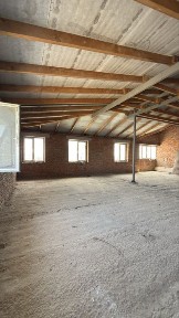 Простора квартира в Центрі міста
