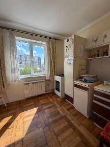 Продаж 1 - кімн. квартири пр. Червоної калини № 90