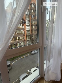 Продаж 1к квартири 36 кв. м на вул. Київська • ID 34776173