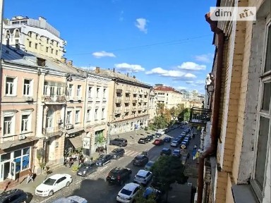 Продаж 2к квартири 58 кв. м на вул. Прорізна 21 • ID 34774848