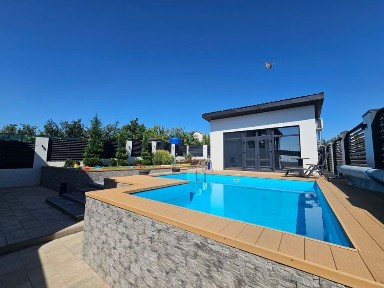 Аренда дома 15км от Центра село Каравелове 140м 1700$