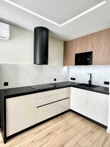 Оренда однокіматної квартири в ЖК Riel City по вул. Рудненська.