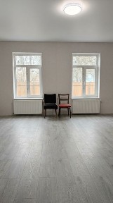 Оренда з новим ремонтом б'юті, офіс 38 м² - Н. Сотня