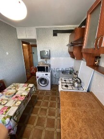 Продаж затишної 3-кімнатної квартири в центрі Черкас - вул. Надпільна