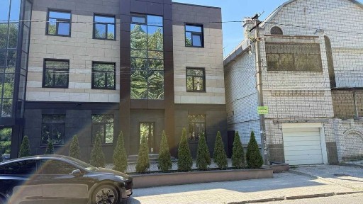 Продам квартиру 75,6 м² з вільним плануванням, вул. Ніла Армстронга (колишня вул. Казакова).