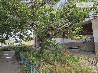 Продаж комерційного приміщення на вул. Дністерська 19, площа 137.4 кв. м • ID 34776986