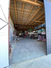 Оренда: приміщення під магазин будівельних матеріалів / комерційна нерухомість, перспективна локація