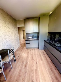 Терміновий продаж 2к квартири з ремонтгм в Ірпені. Мінімальні податки 2%! Гардероб. Газ. Сертифікат. Ваучер -Так! Без комісії для покупця.
