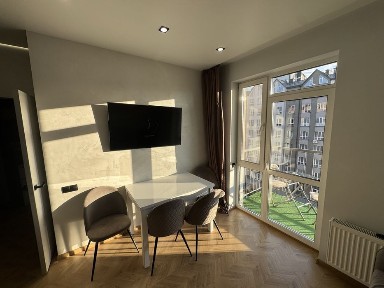 Продам чудову євродвушку 35,4 м2 з дизайнерським ремонтом для себе в ЖК Scandia,Київ 10 хв, без %