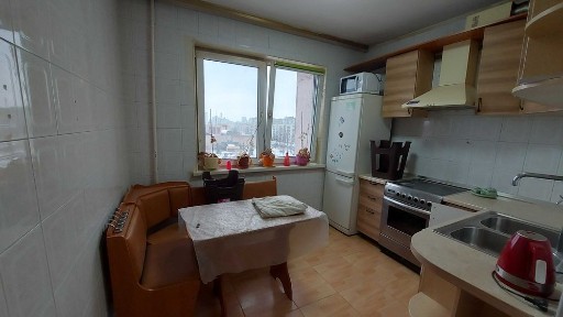 Продажа 3-х кім квартири пр. Червоної Калини, 14/13