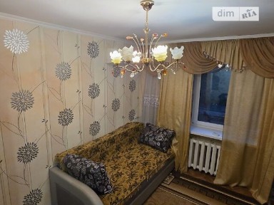 Продаж кімнати 28.8 кв. м на вул. Новоукраїнська 2/6 • ID 34778350