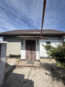 Продам просторий будинок у Таромському