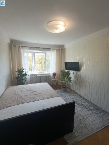 м. Дарница пешком. Сдам квартиру.