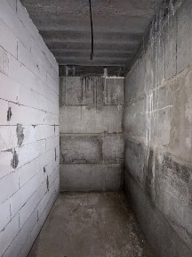 Кладові біля Центрального парку | вул. Літературна, 7
