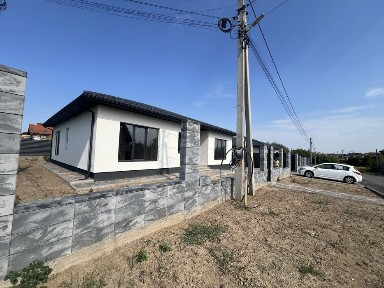 Будинок біля Києва