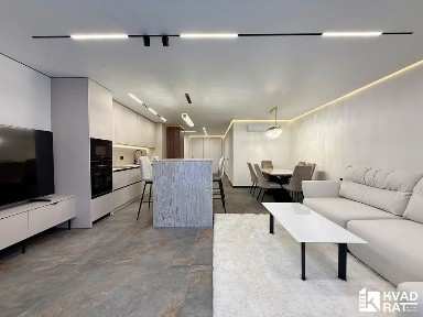 Неймовірна квартира з кухнею-студією в Manhattan UP Дизайнерський ремонт