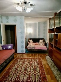Продам 1-к квартиру пр. А. Поля, низ