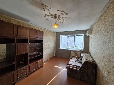 Продаж 2-х кімнатної квартири. Дружба. Центр.