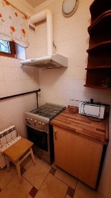Здається в оренду окремий двоповерховий будинок у с. Проців, кооператив «Салют-2».