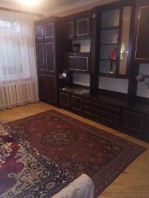1-м квартира м. Чернігівська 7 хв пішки
