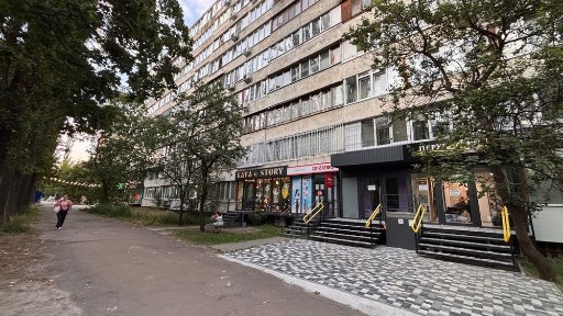 Фасадне приміщення 15,7 кв. м. Поповича 12 (Святошинський район)