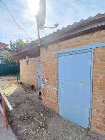 Продам будинок в районі 9 школи