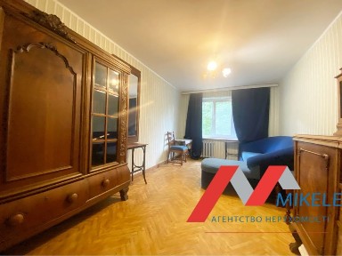 Без % Продаж 2к квартира 2 пов. вул. Мілютенко 11 м. Чернігівська Лісова ТРЦ Проспект Ринок Юність, Торгівельний інститут