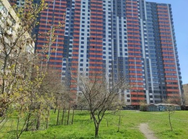 Продам 2-х комнатную Квартиру 76м. кв. ЖК ДНІПРОВСЬКА МРІЯ. Вул. Сосюри 6 !