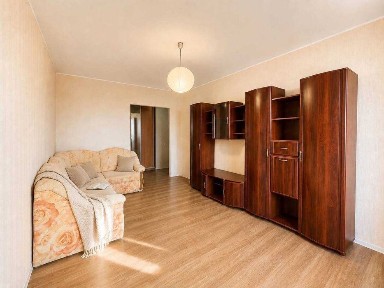 Продаж 1к квартири 45 кв. м на вул. Жулянська 1А • ID 34793185
