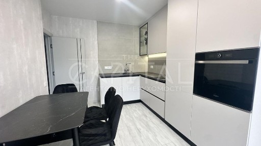 Продажа квартиры, генератор, ЖК Svitlo Park, ул. Столичное шоссе
