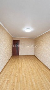 Продаж 1-кім. квартири Оболонь Метро 3хв Газ 5 поверх Без Комісії