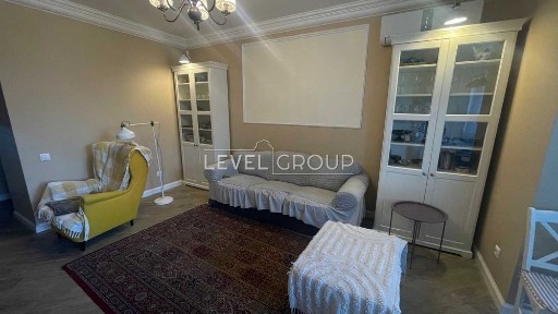 Продаж 3-кімнатної квартири 128,7 м² з паркінгом | вул. Краківська, 15/17/Дарниця/Чернігівська