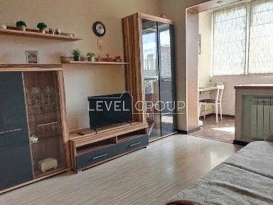 Продам 2-к квартиру з гарним ремонтом вул. Радунська 18-А Деснянський район, Троєщина