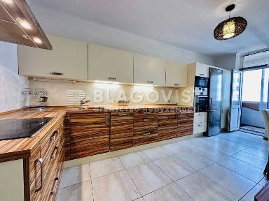 Продаж 2х кім квартири з ремонтом 82кв. м ЖК Південна Брама метро Осокорки