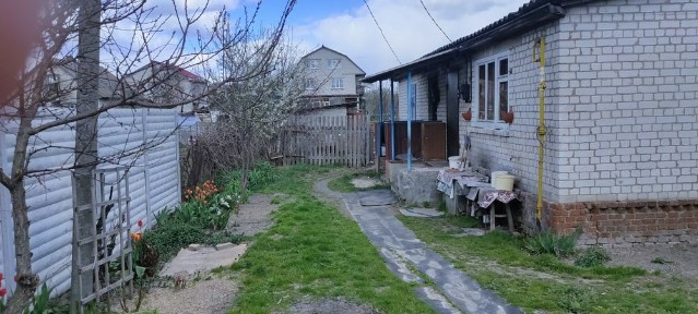 Будинок в ст білоусі