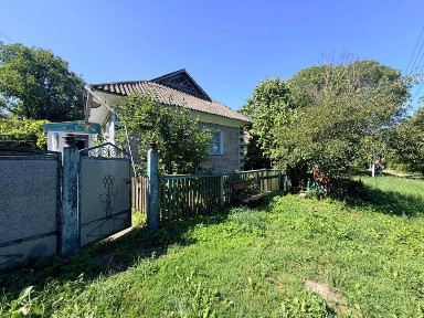 Продам доглянутий будинок, село Покутинці, 58 км від Хмельницького