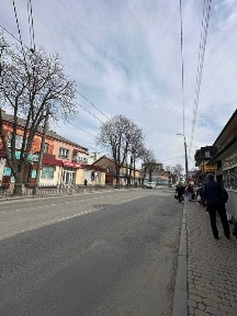 РИНОК 36м2 Здам ФАСАДНЕ приміщення з ХОРОШИМ Трафіком біля ЗУПИНКИ