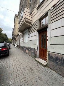 Оренда приміщення вулиця Шота Руставелі ( пл. Петрушевича)