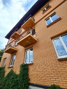 Ексклюзивний Будинок 700 м2, 18 окремих квартир, Проців, перша лінія, всі комунікації