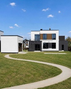 ПРОДАЖ БЕЗ КОМІСІЇ! Будинок 180 м2 з червоної цегли Нові Петрівці КМ Балатон Вишгородський район Гостьовий будинок з сауною